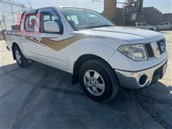 نيسان نافارا